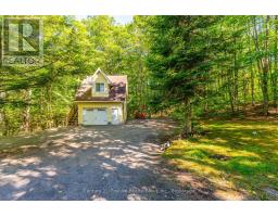1075 Wampum Road, Dysart Et Al, ON K0M1S0 Photo 38