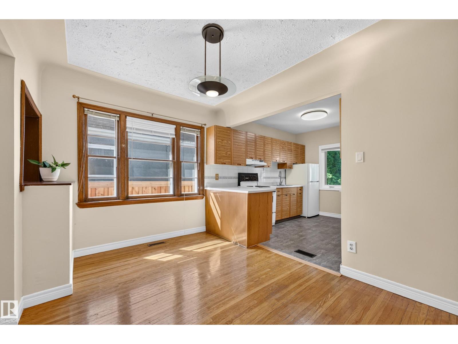 11212 66 ST NW - 13