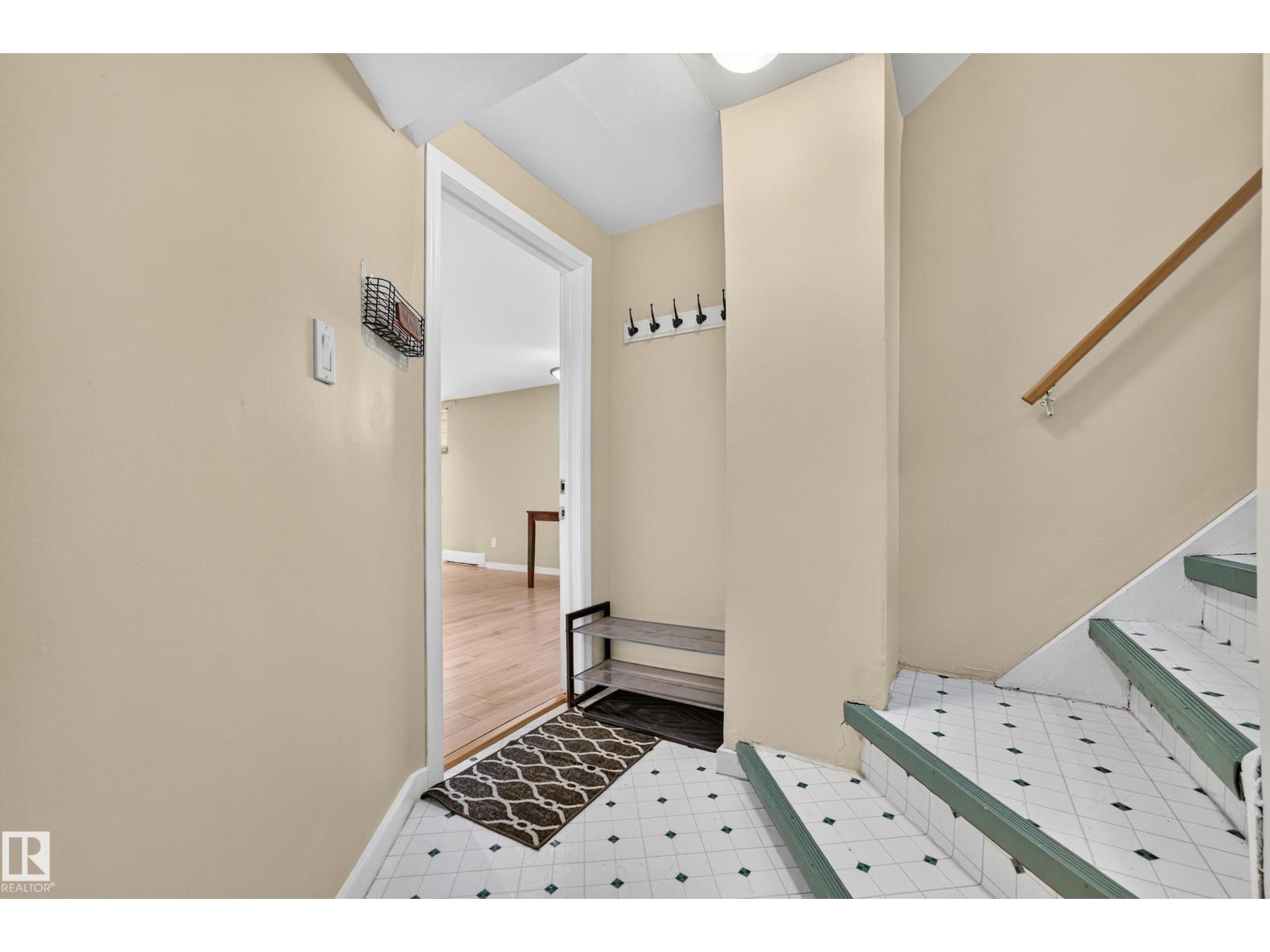 11212 66 ST NW - 29