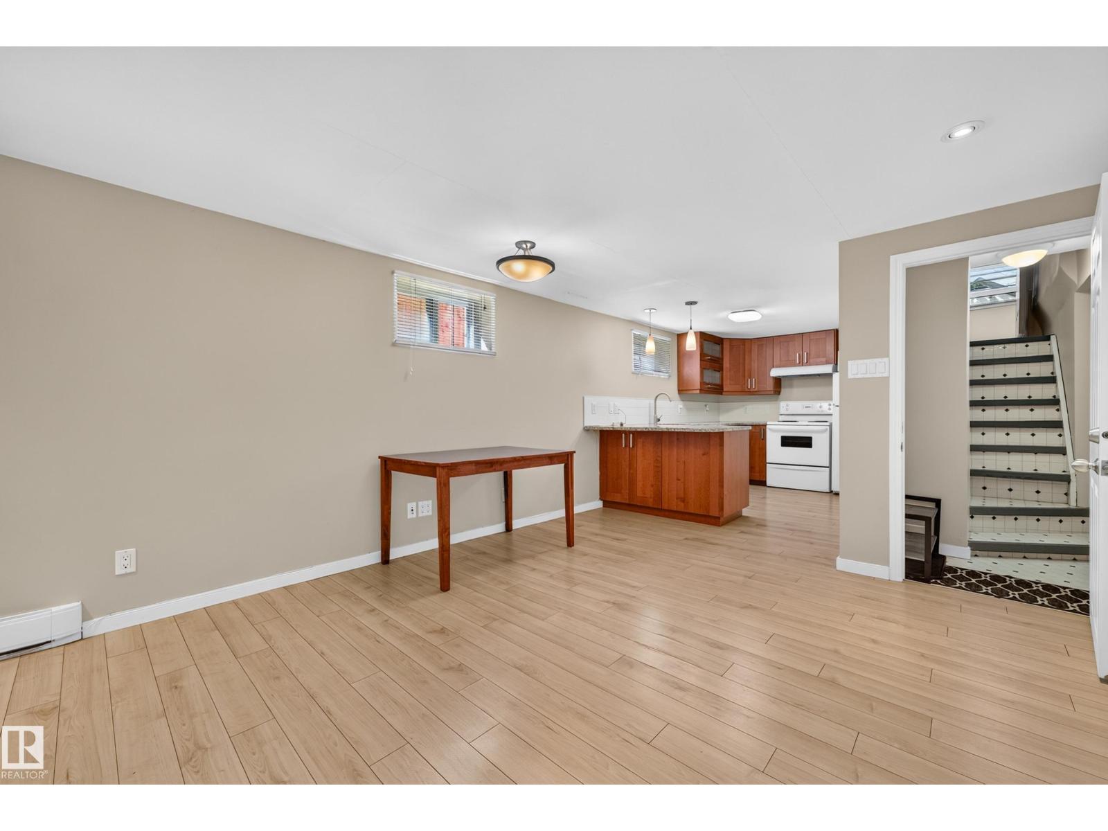 11212 66 ST NW - 34