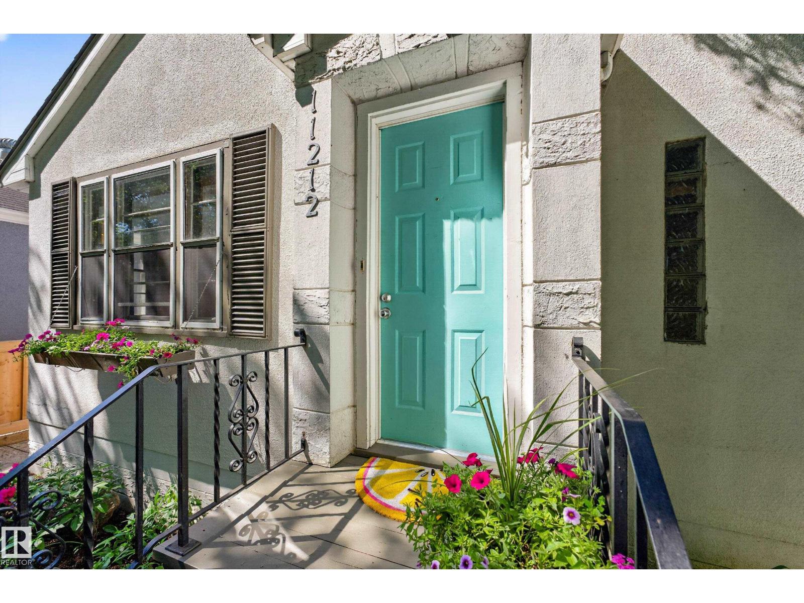 11212 66 ST NW - 5