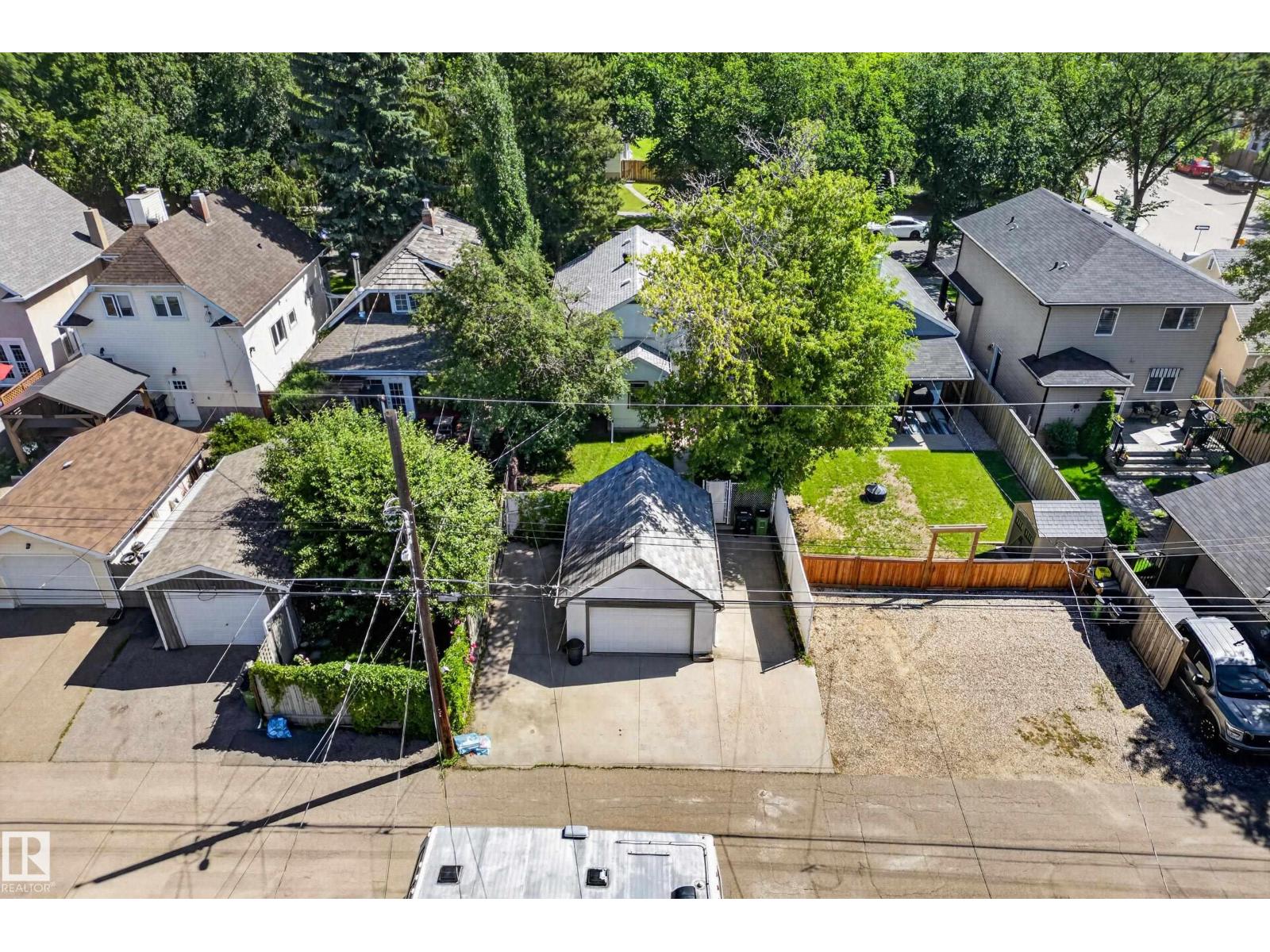11212 66 ST NW - 50