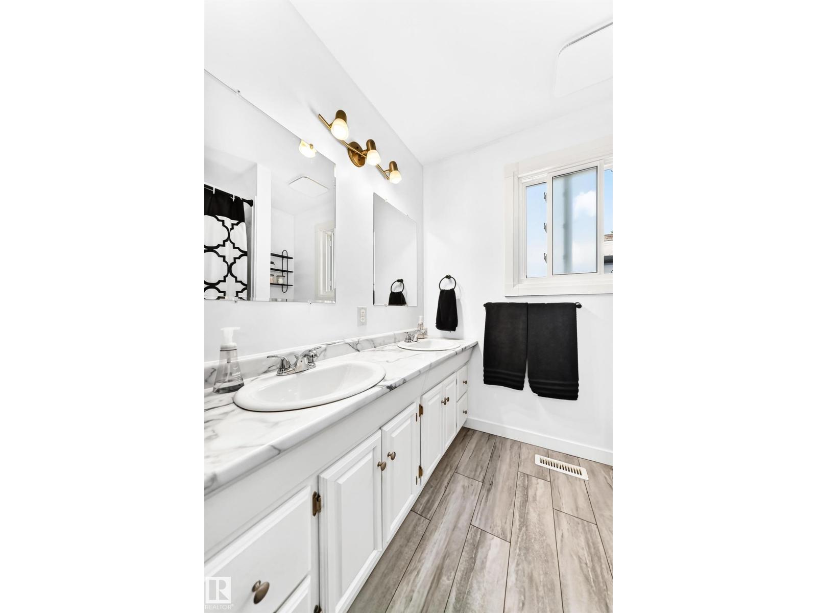 1028 MONY PENNY CR — photo 38