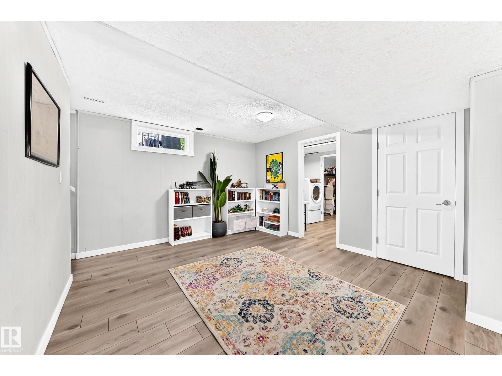 1028 MONY PENNY CR — photo 47