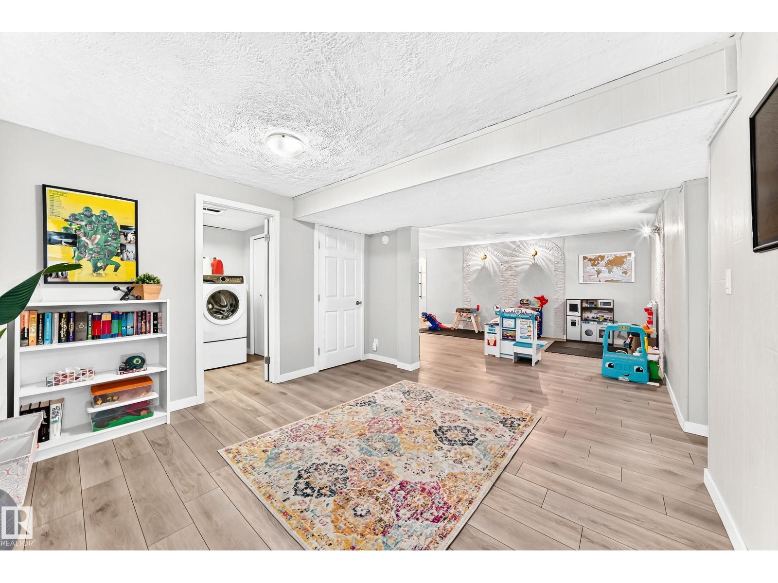 1028 MONY PENNY CR — photo 48