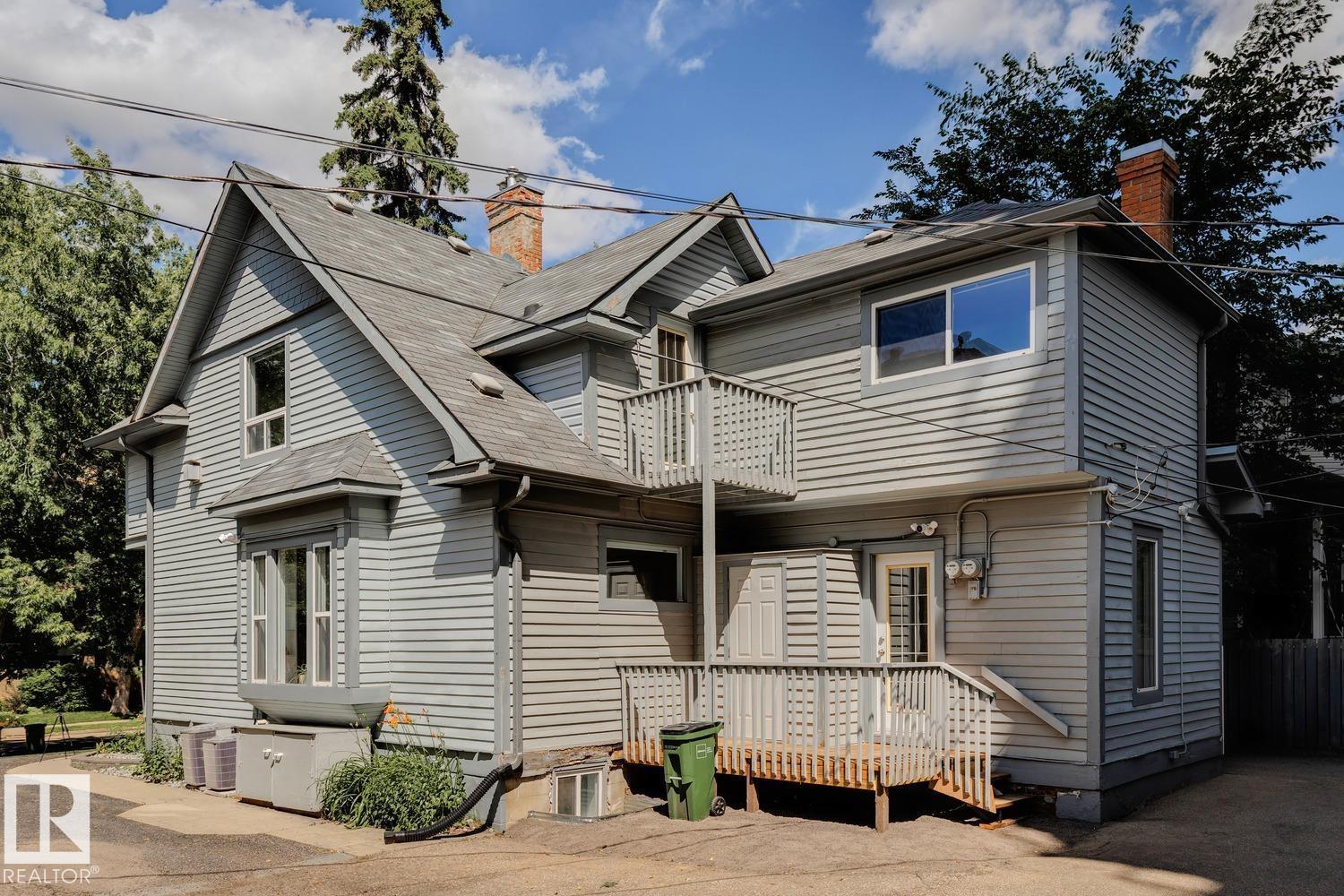 11223 99 AV NW - 21