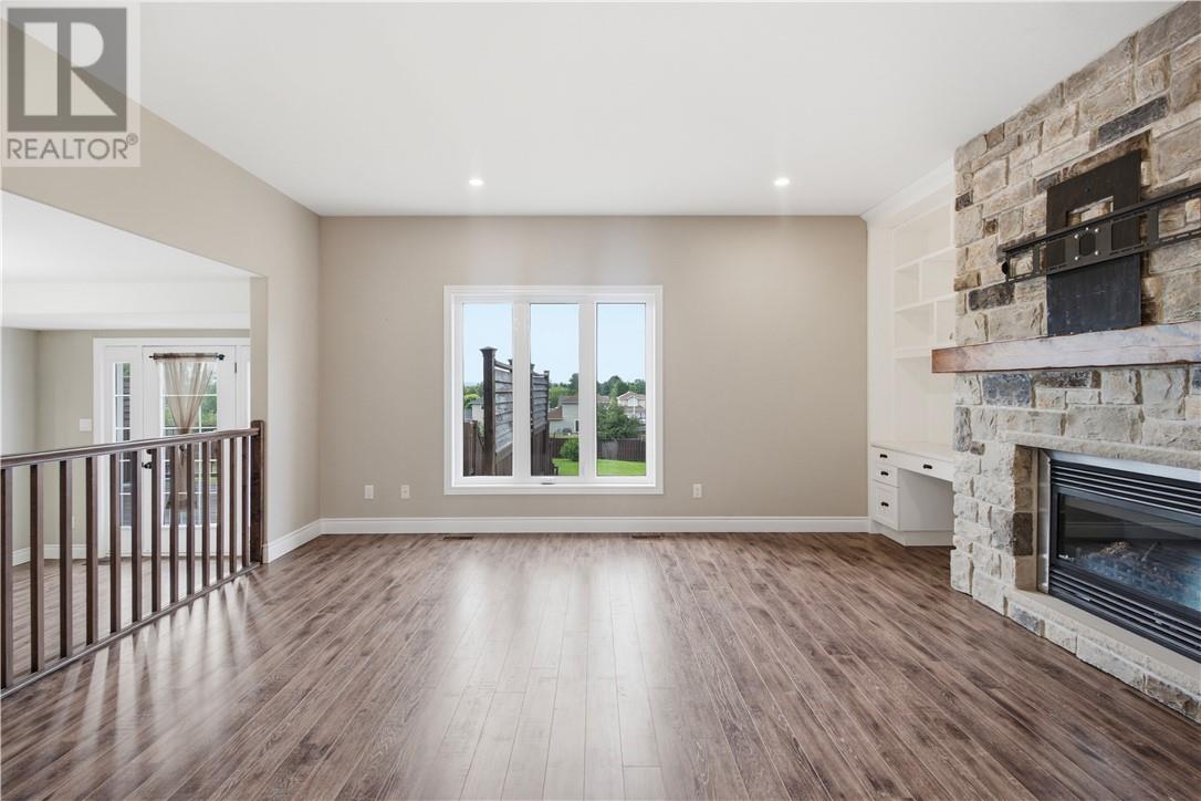 1654 Meadowlark Way - 19