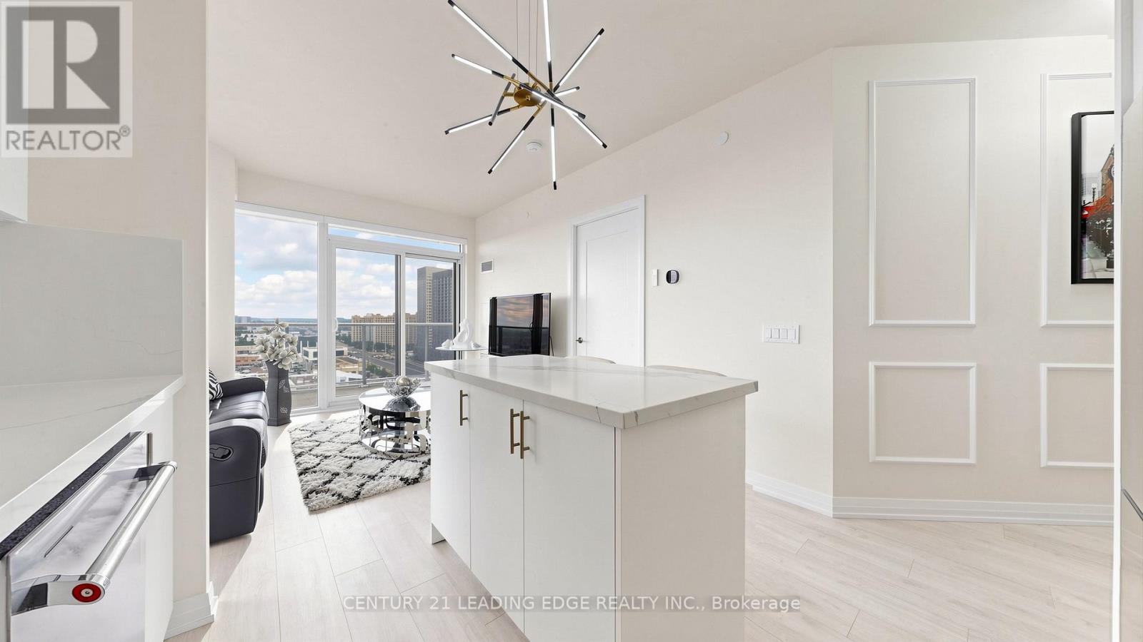 #1421 9000 JANE STREET - Image 10