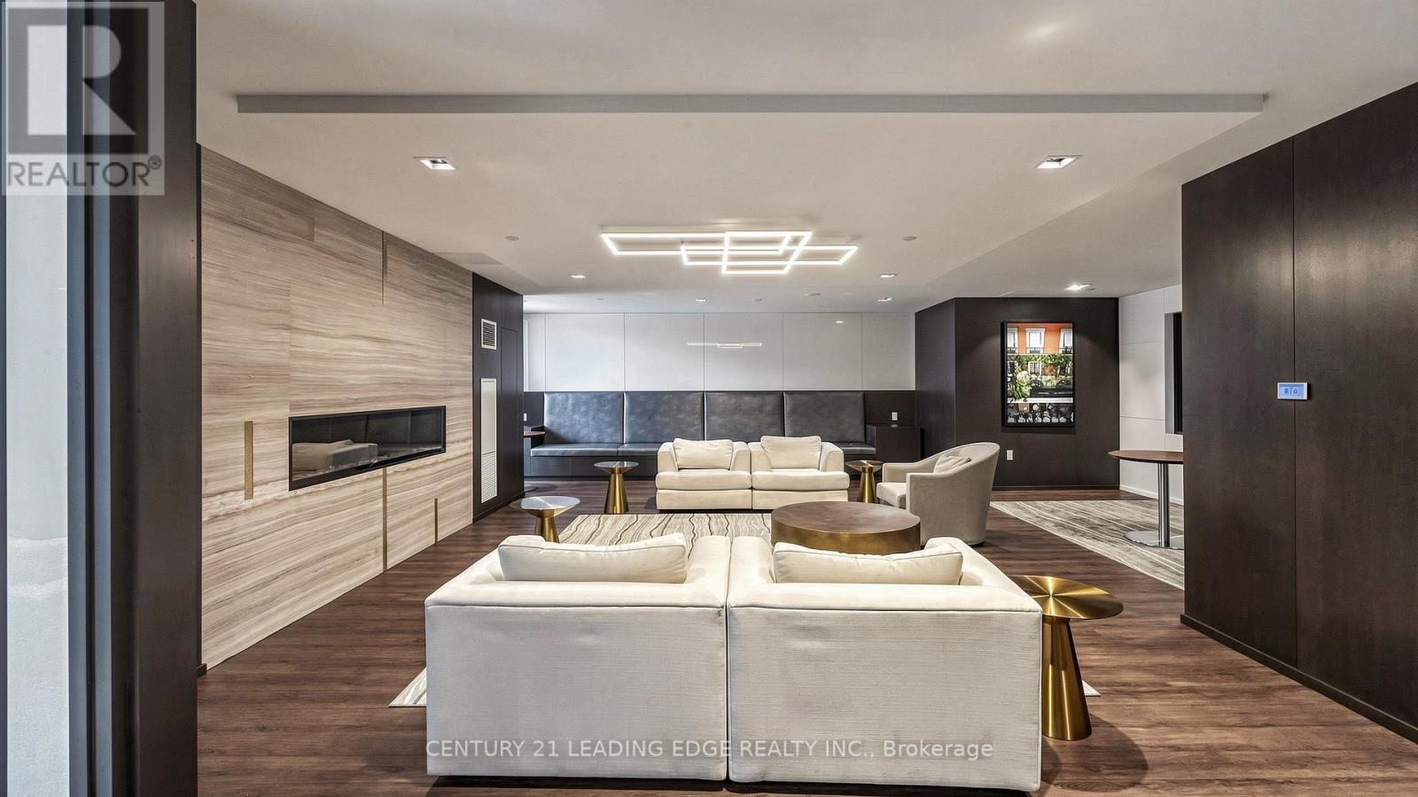 #1421 9000 JANE STREET - Image 29