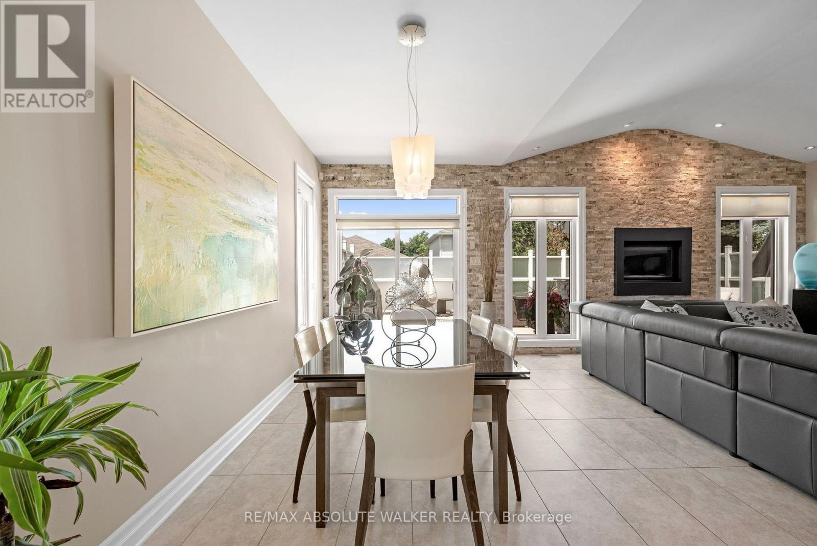 667 EVERLASTING CRESCENT, Ottawa. Luxury613. By Peter Sagos - Image 17