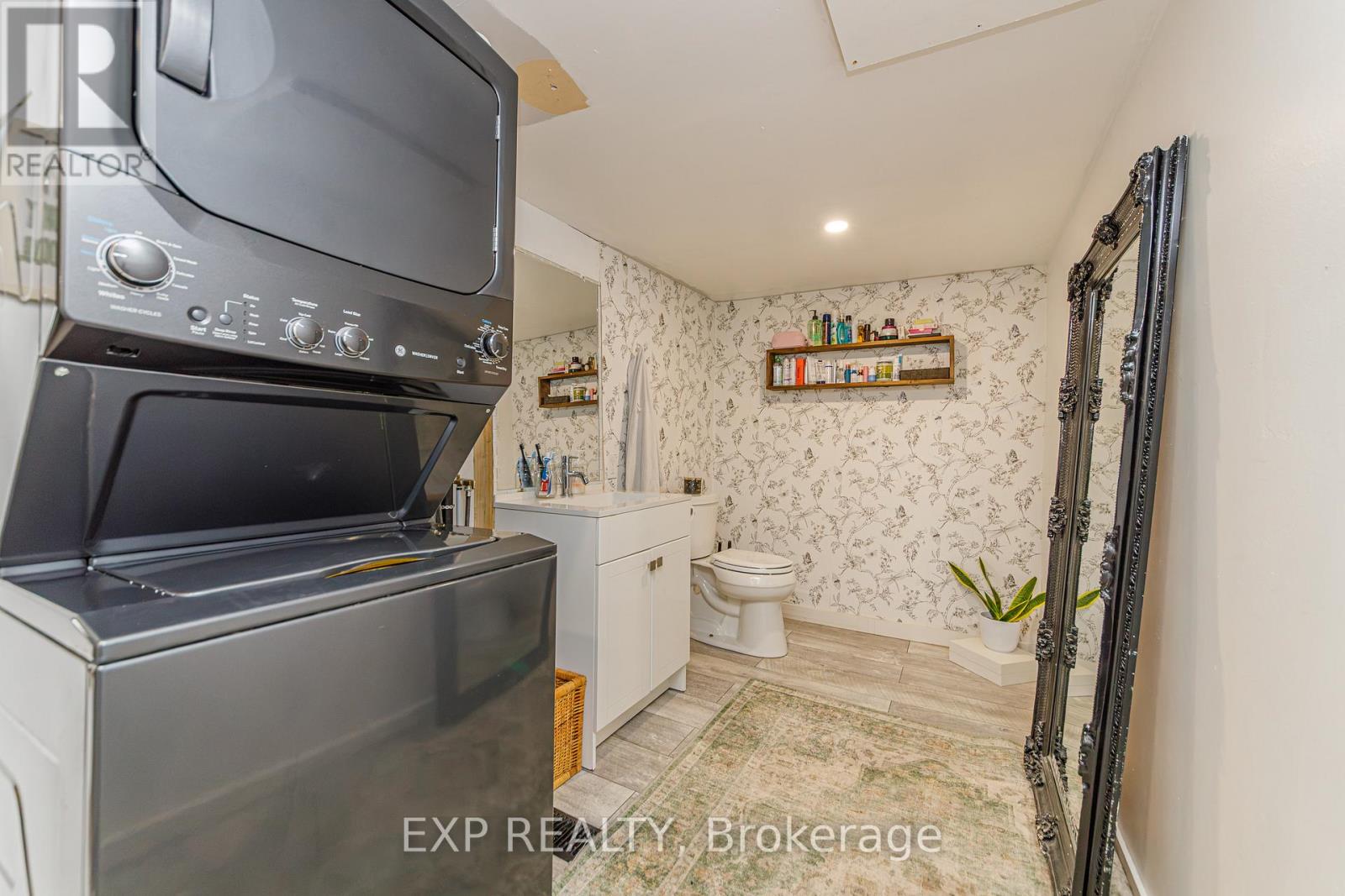 22 ST JOHNS WAY - 14