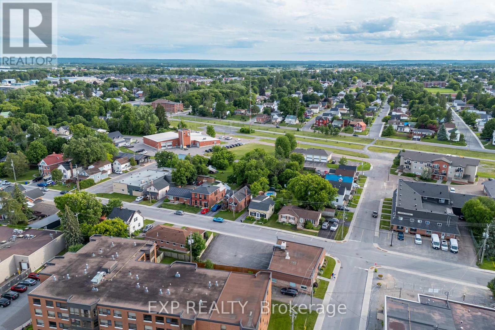 22 ST JOHNS WAY - 27