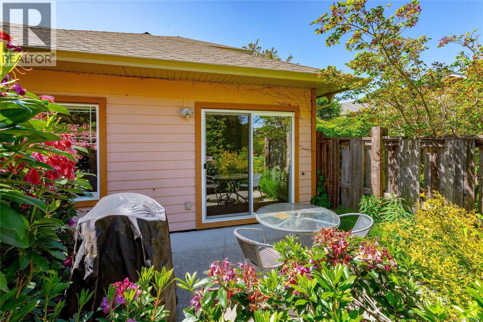 1963 Polo Park Crt - 30