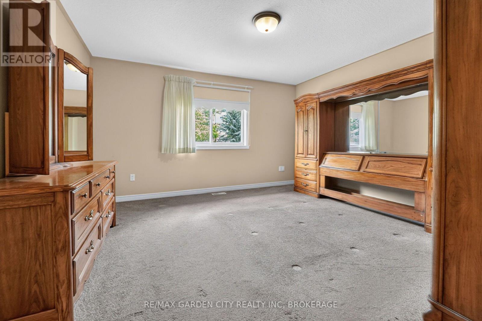 5 GREEN POINTE DRIVE - 14