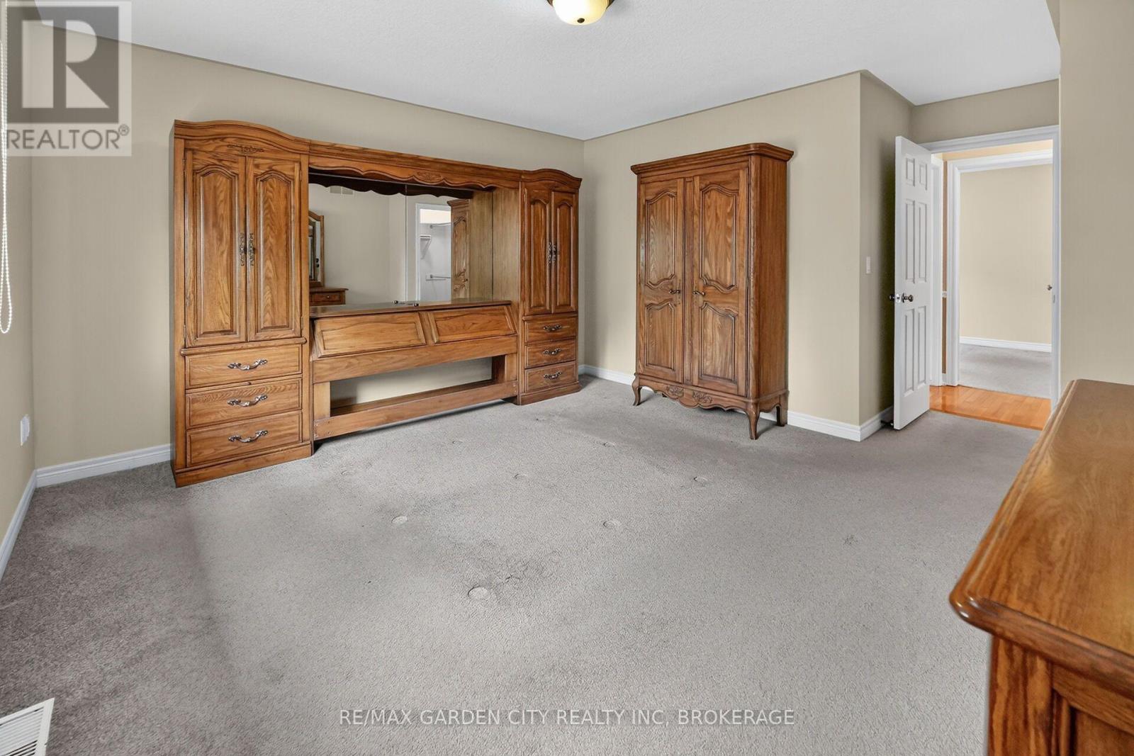 5 GREEN POINTE DRIVE - 15