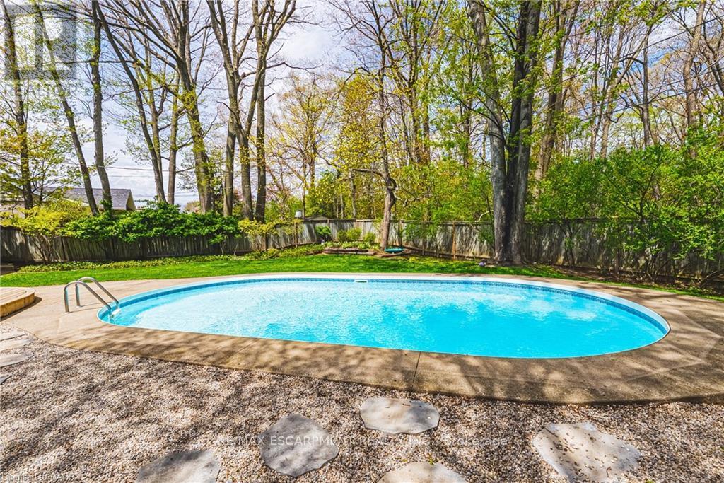 327 GOODRAM DRIVE - 44