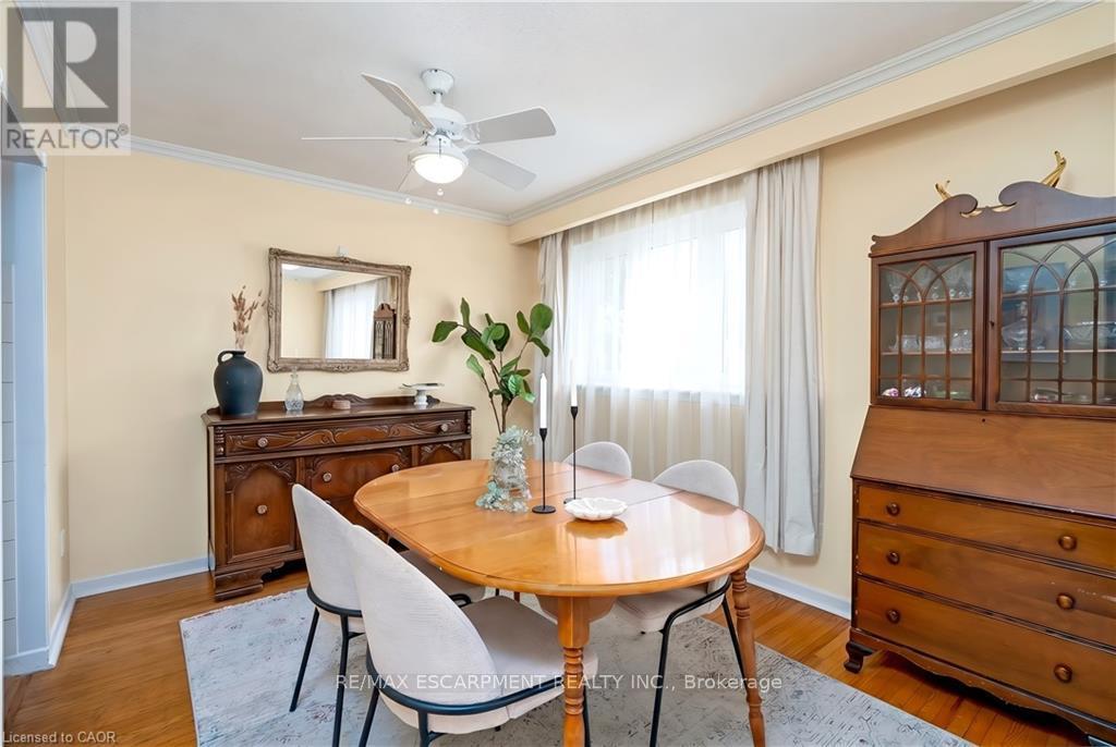 652 ARDLEIGH CRESCENT - 13