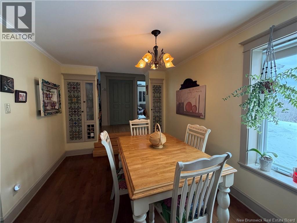 648 TOUSSAINT Road - 12