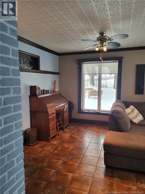 648 TOUSSAINT Road - 18