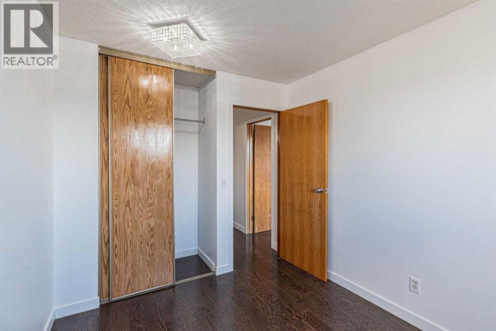 14 Martindale Mews NE - 24