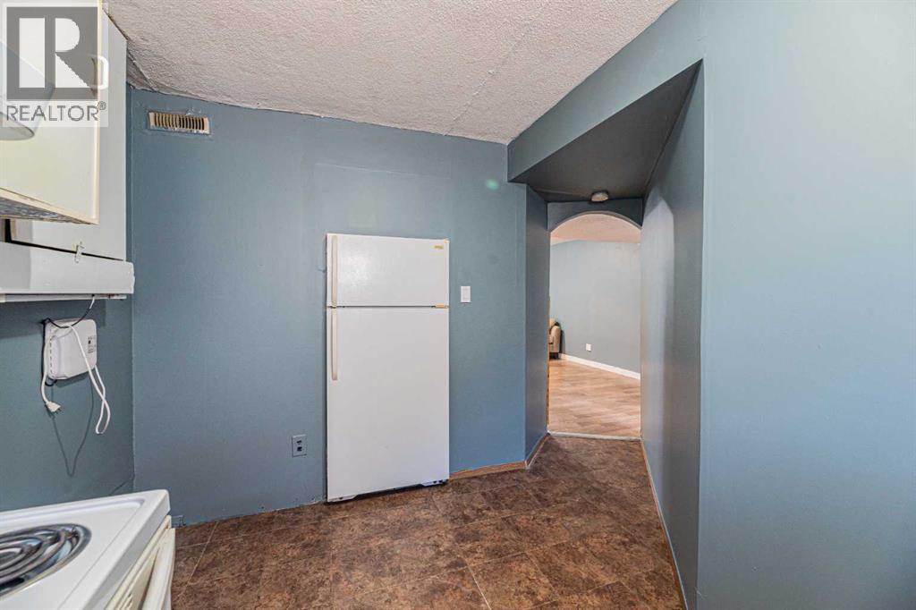14 Martindale Mews NE - 35