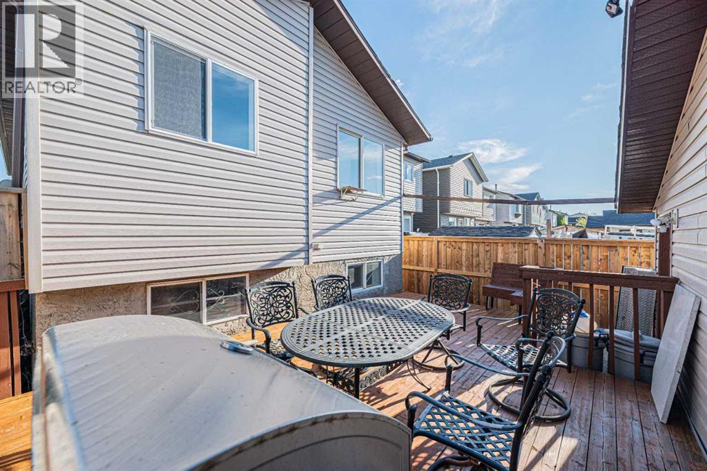 14 Martindale Mews NE - 40