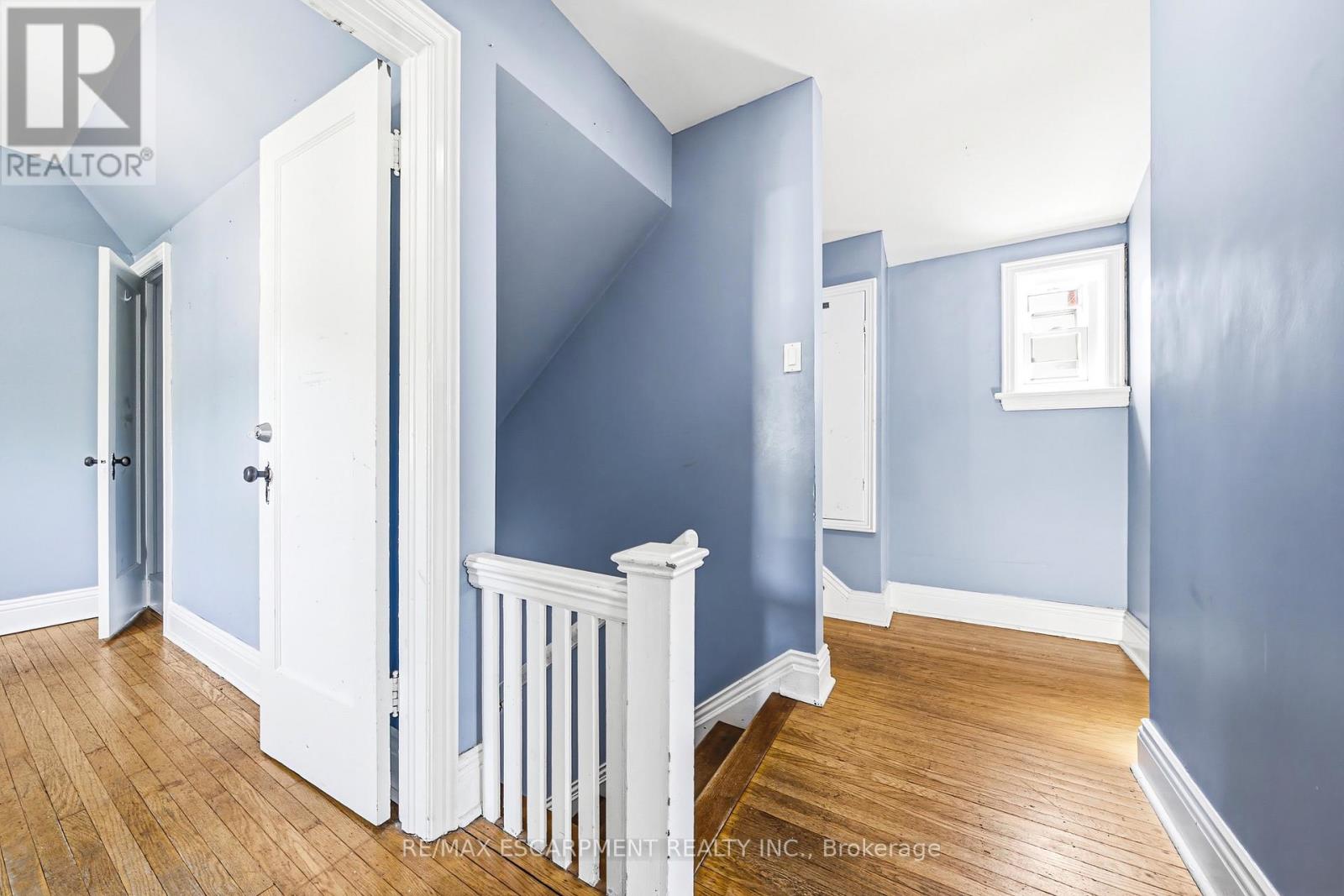 184 ARKELL STREET - 13