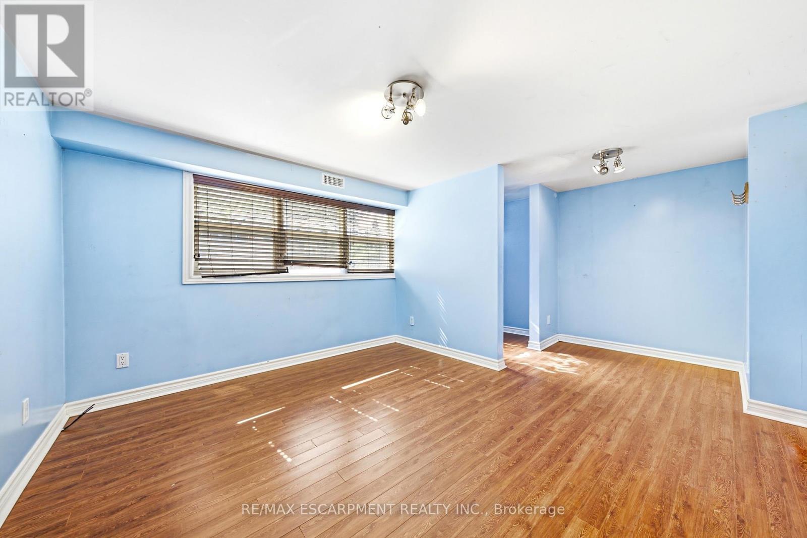 184 ARKELL STREET - 22
