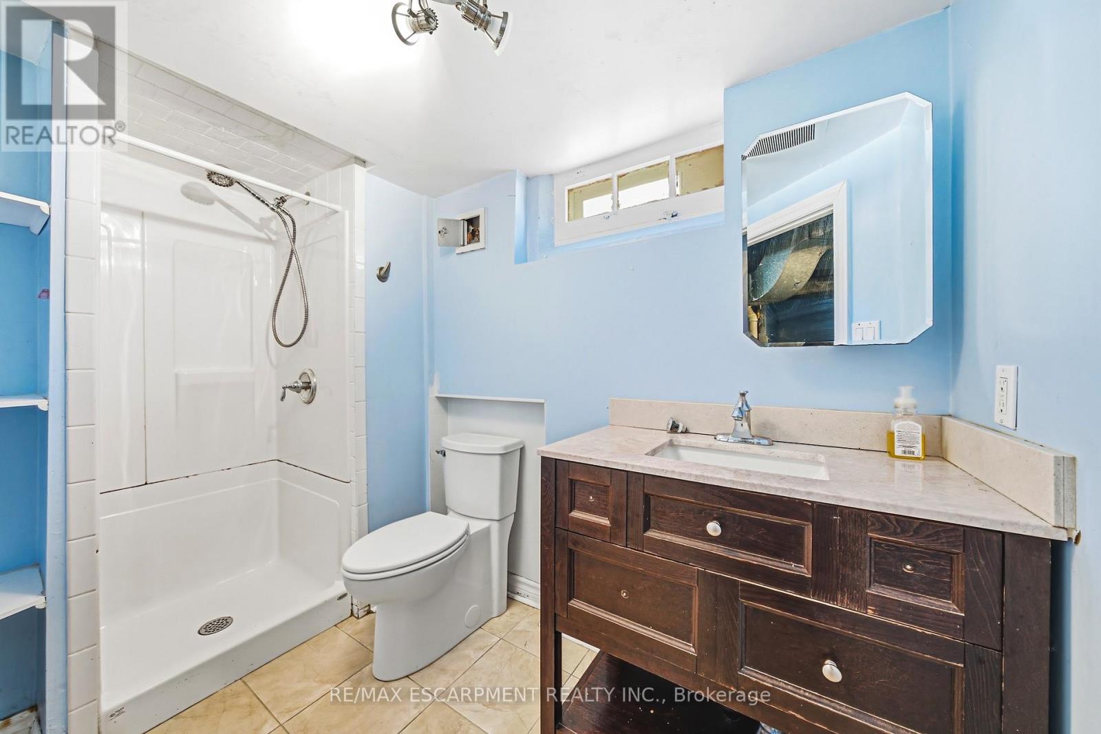 184 ARKELL STREET - 24
