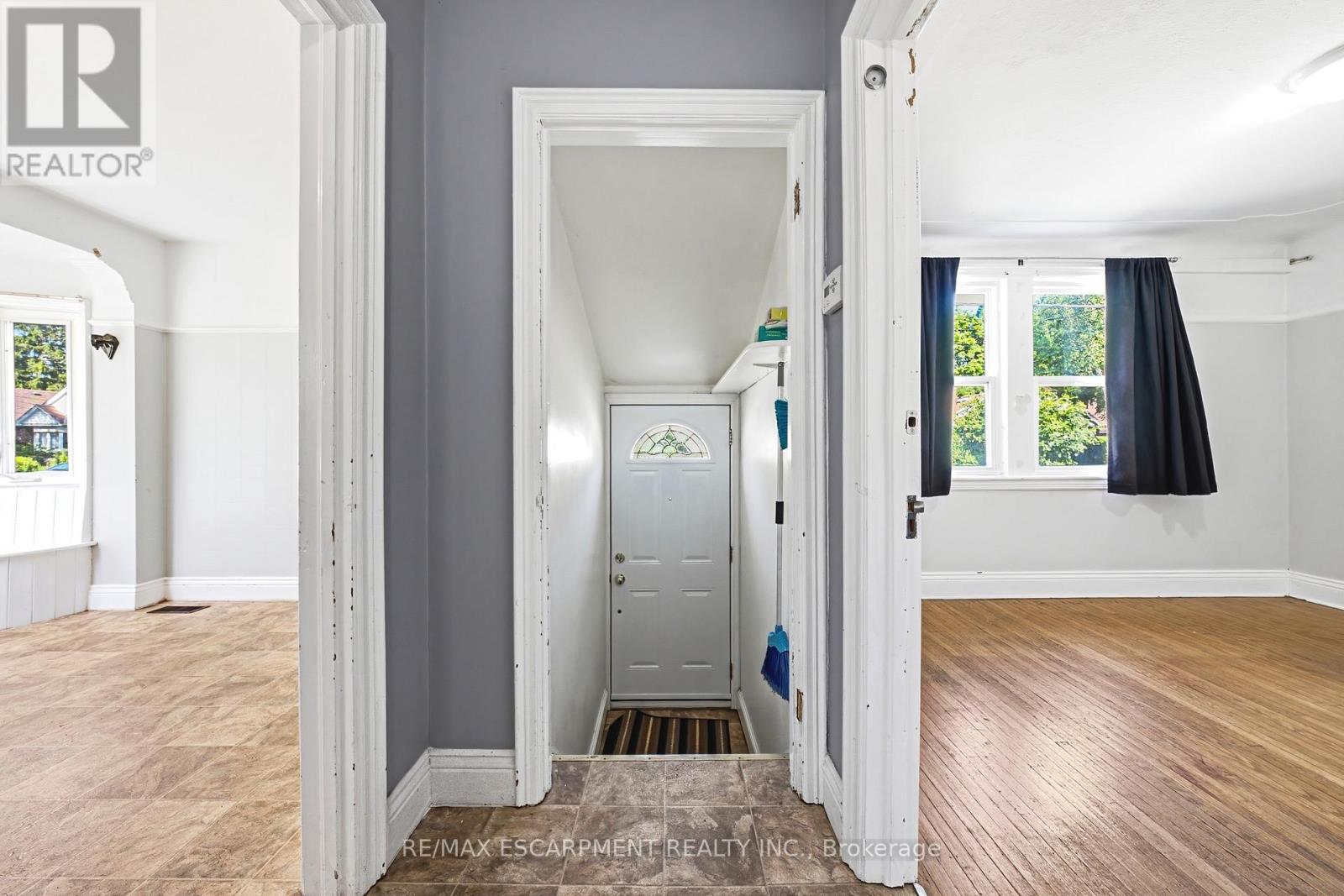 184 ARKELL STREET - 8