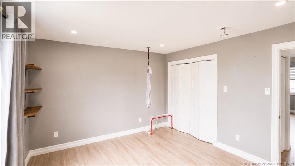 569 Rue Principale - 18