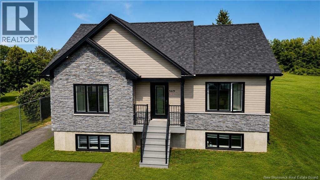 569 Rue Principale - 1
