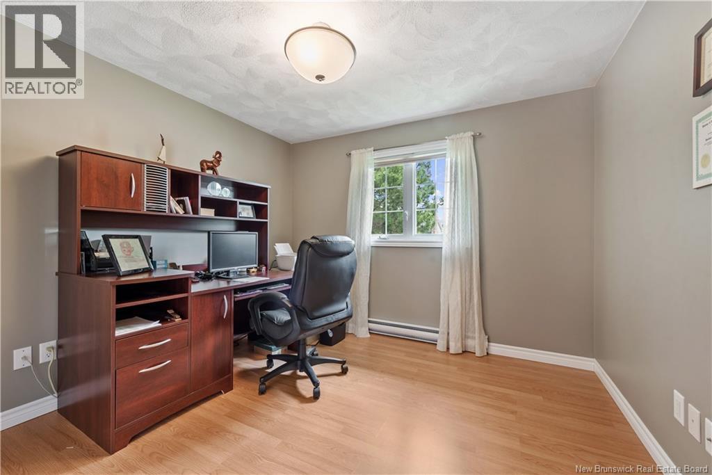 19 Monte Carlo Crescent - 13