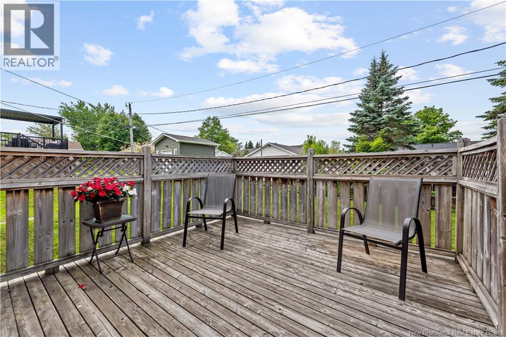 19 Monte Carlo Crescent - 21