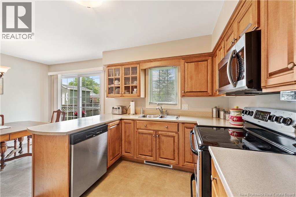 19 Monte Carlo Crescent - Image 7