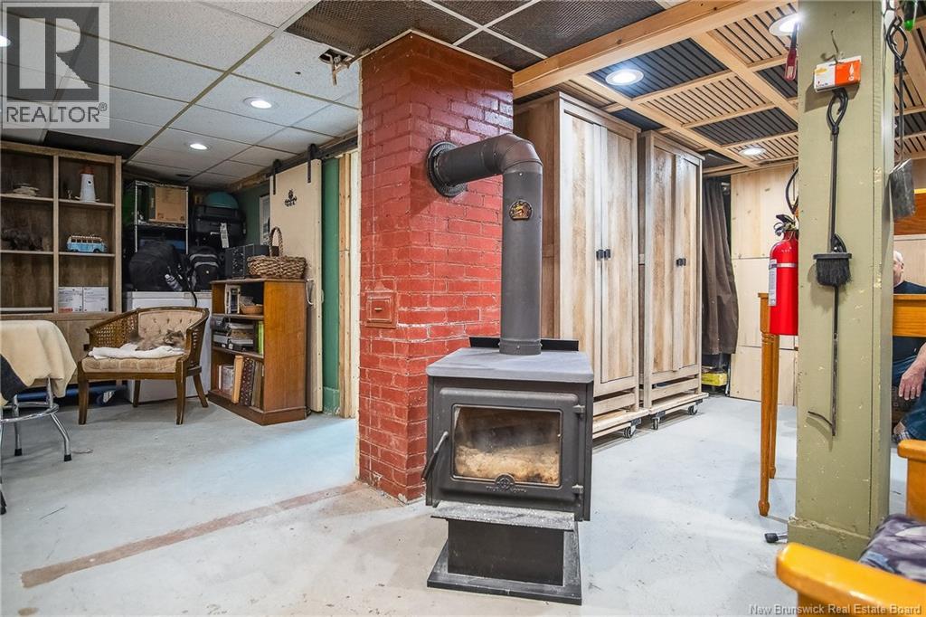 402 Argyle Street - 25