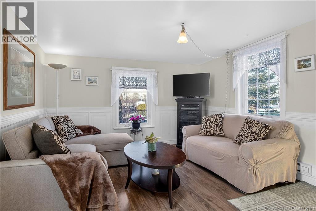 402 Argyle Street - 9