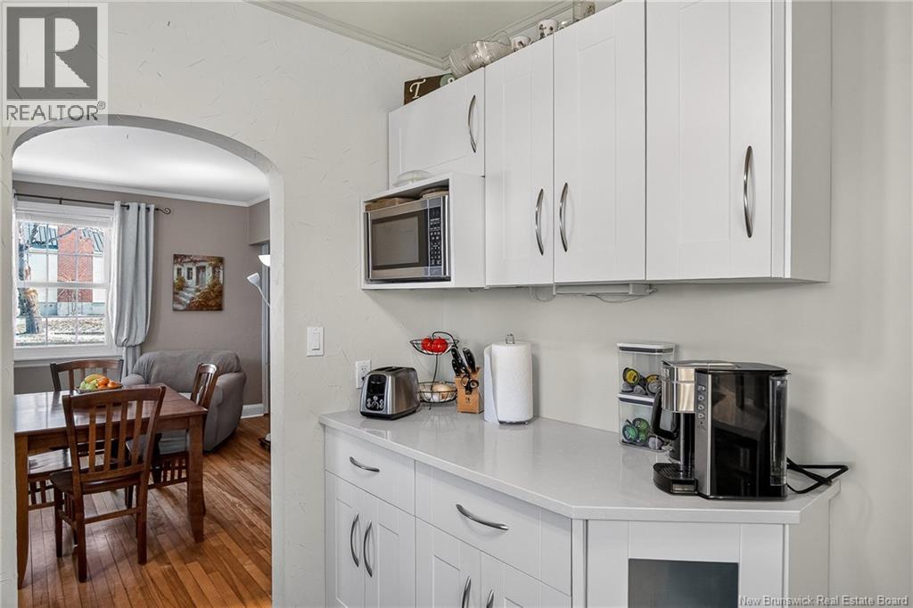402 Argyle Street - 12