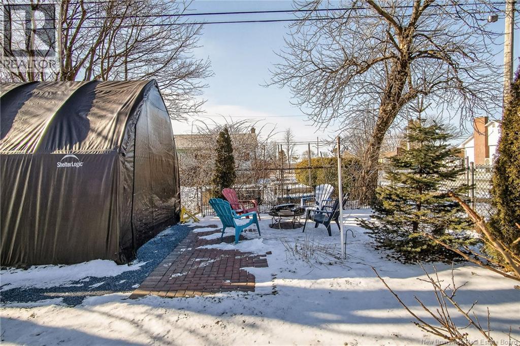 402 Argyle Street - 37