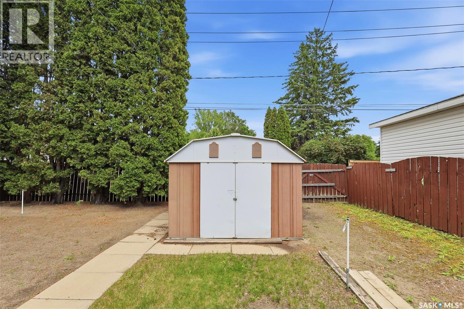 908 X AVENUE N — photo 34