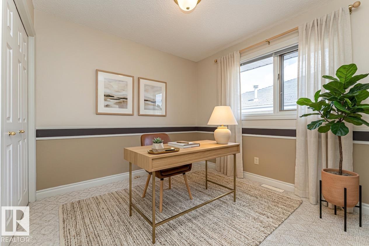 221 OCKENDEN PL NW - 8