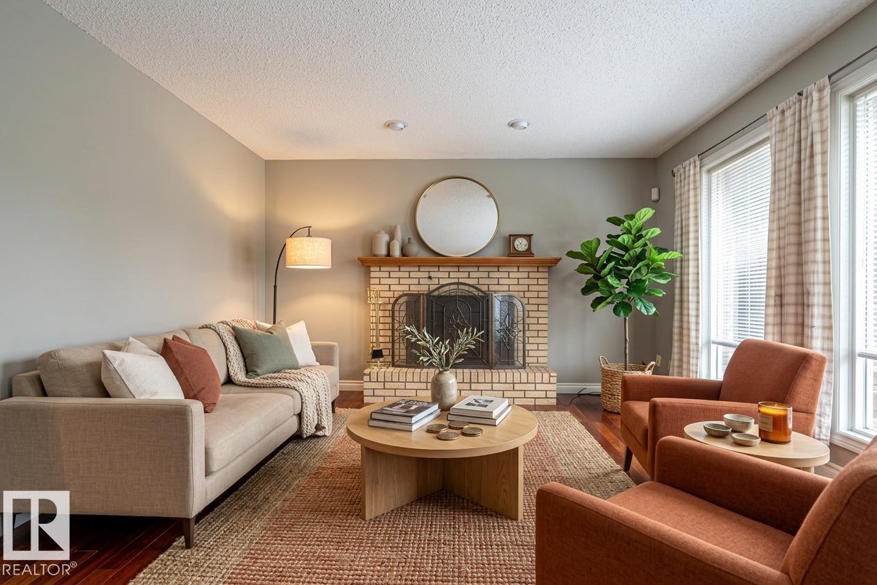 221 OCKENDEN PL NW - 4