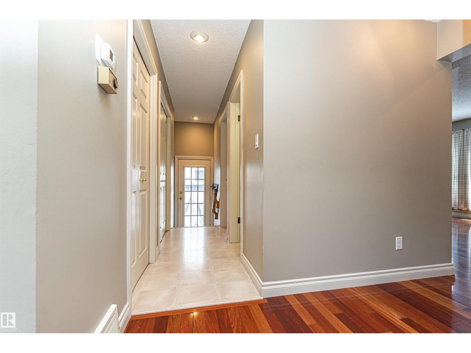221 OCKENDEN PL NW - 27