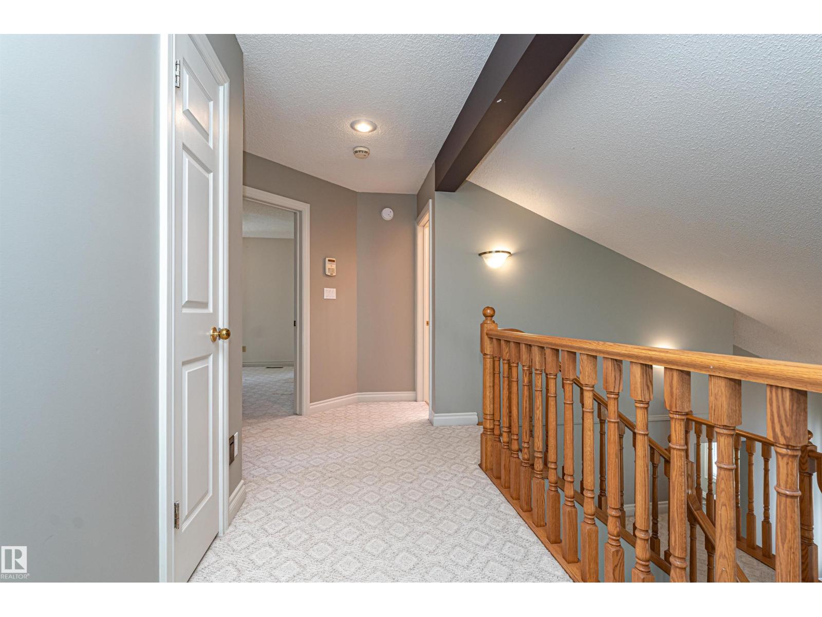 221 OCKENDEN PL NW - 32