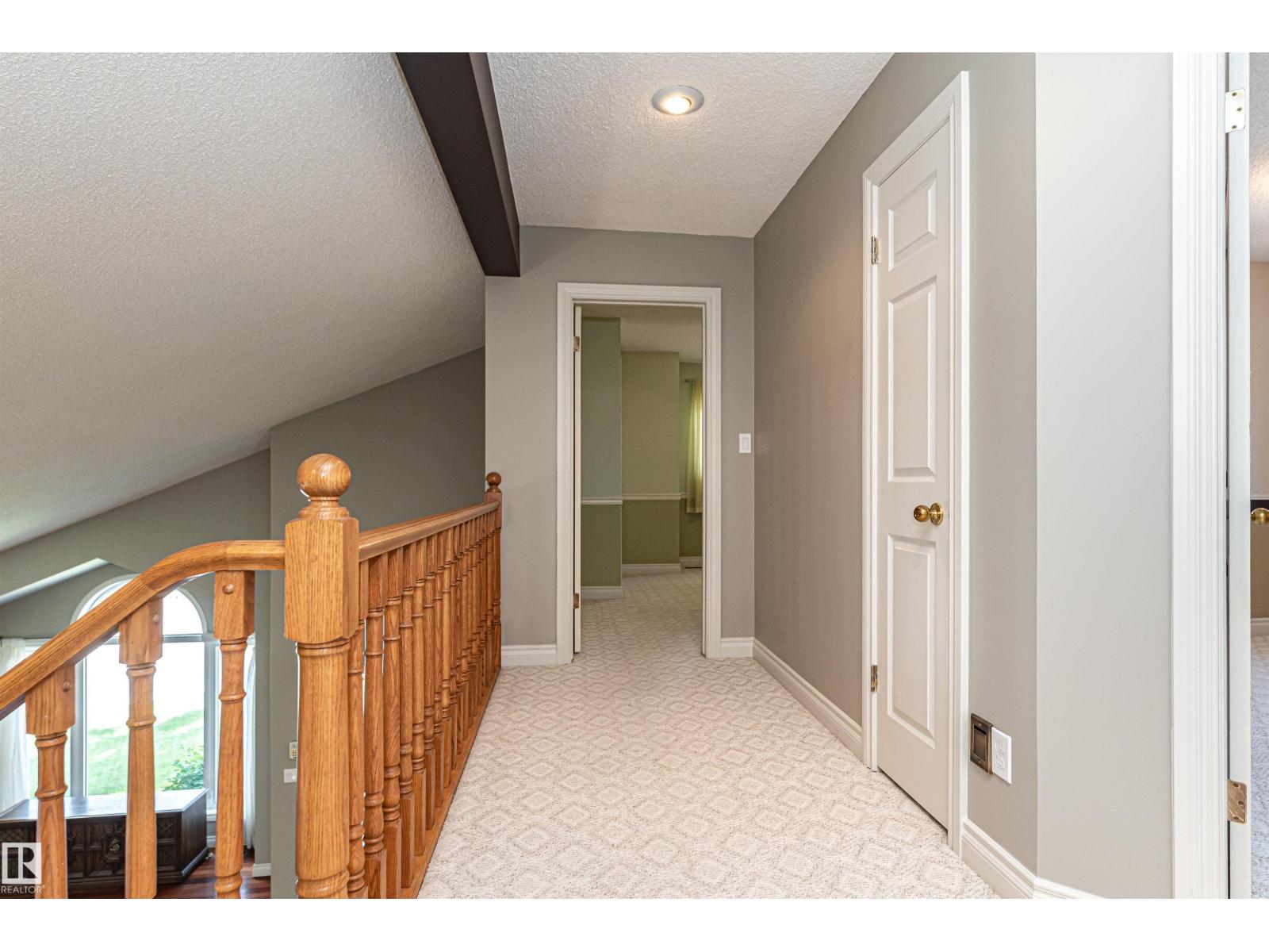 221 OCKENDEN PL NW - 39