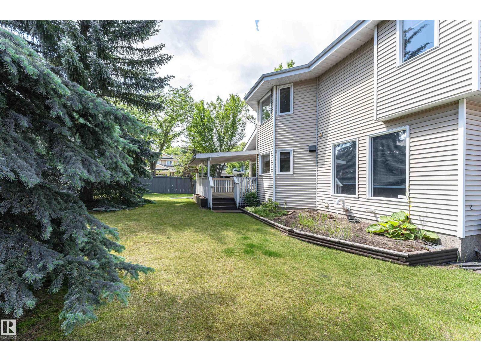 221 OCKENDEN PL NW - 57