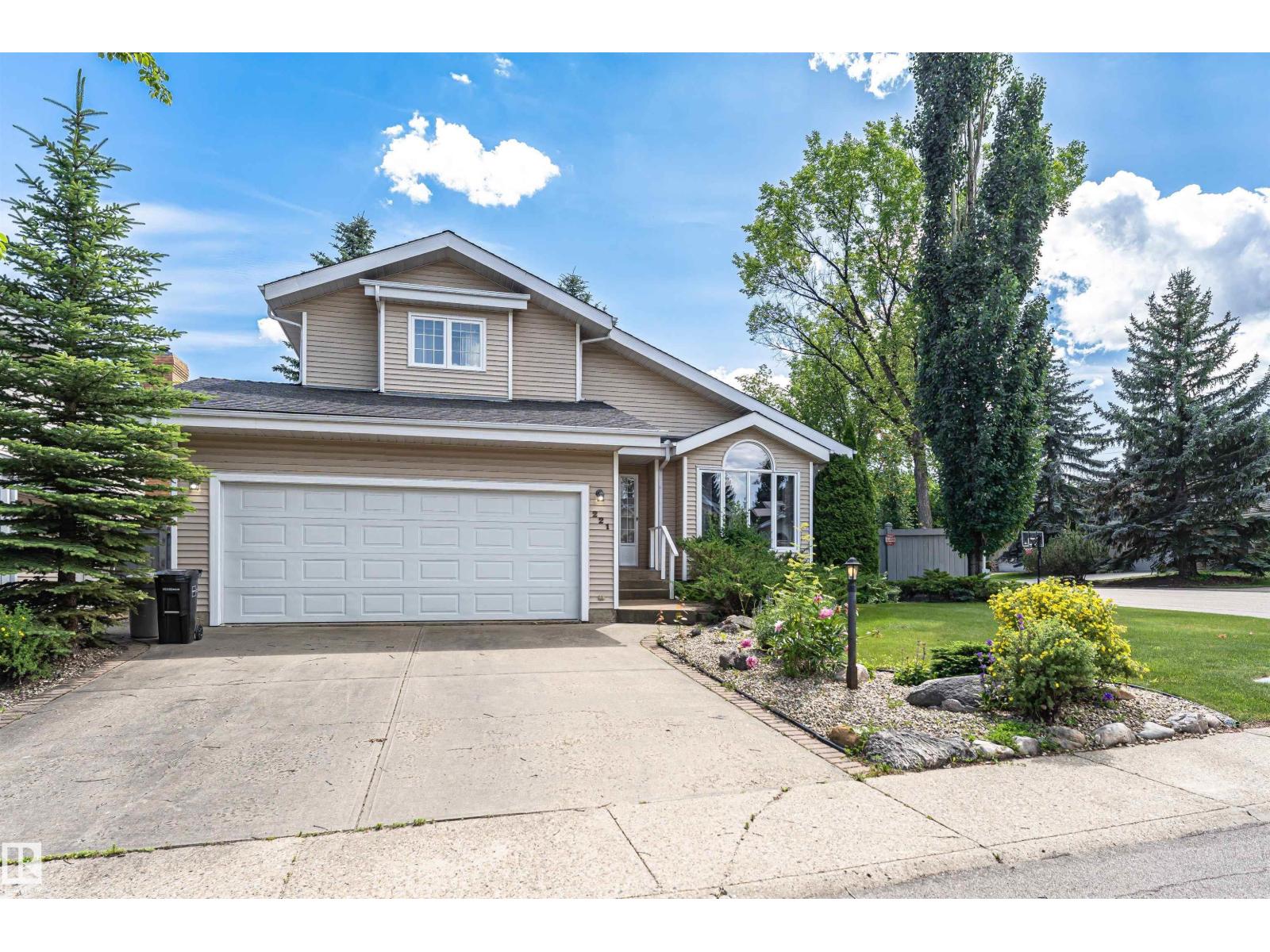 221 OCKENDEN PL NW - 10