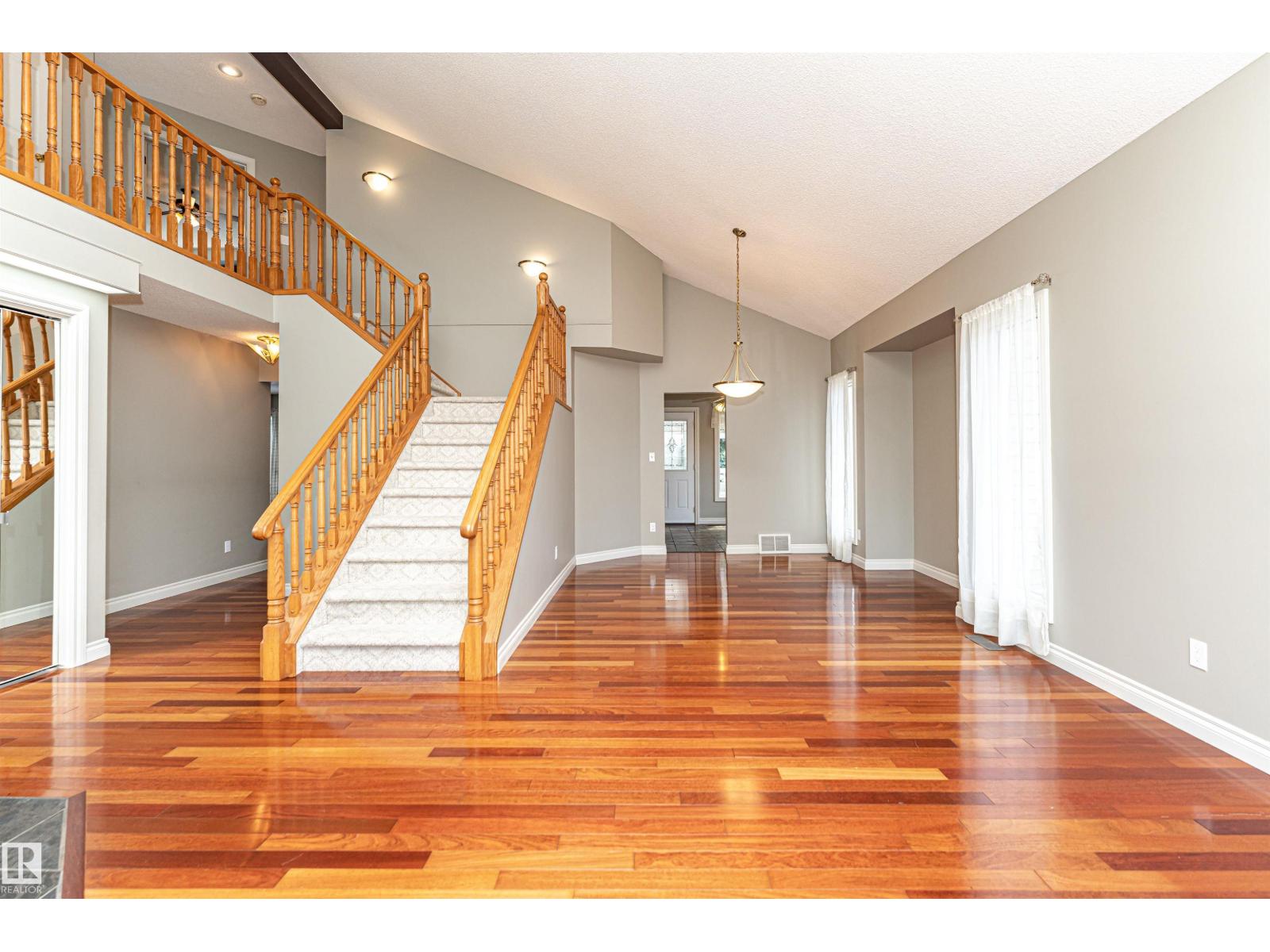 221 OCKENDEN PL NW - 16
