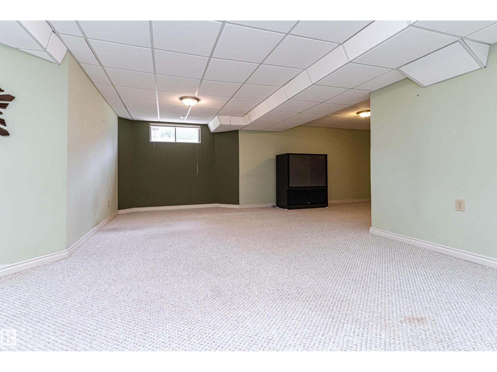 221 OCKENDEN PL NW - 49