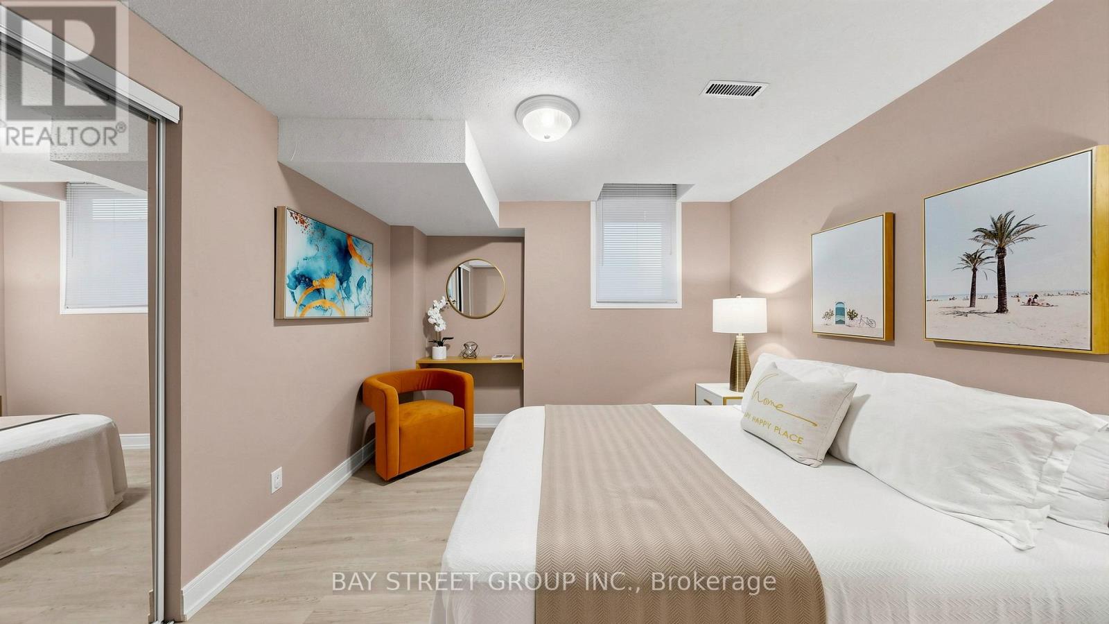 26 KEW GARDENS - 41